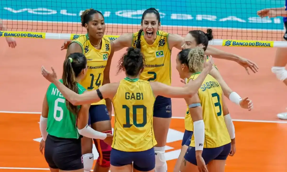 Brasil e Argentina decidem vaga olímpica no vôlei feminino