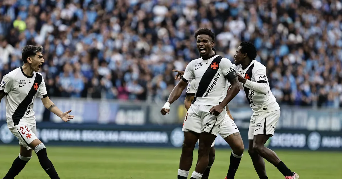 Colidio decide no fim, e Vasco supera o Grêmio em Porto Alegre
