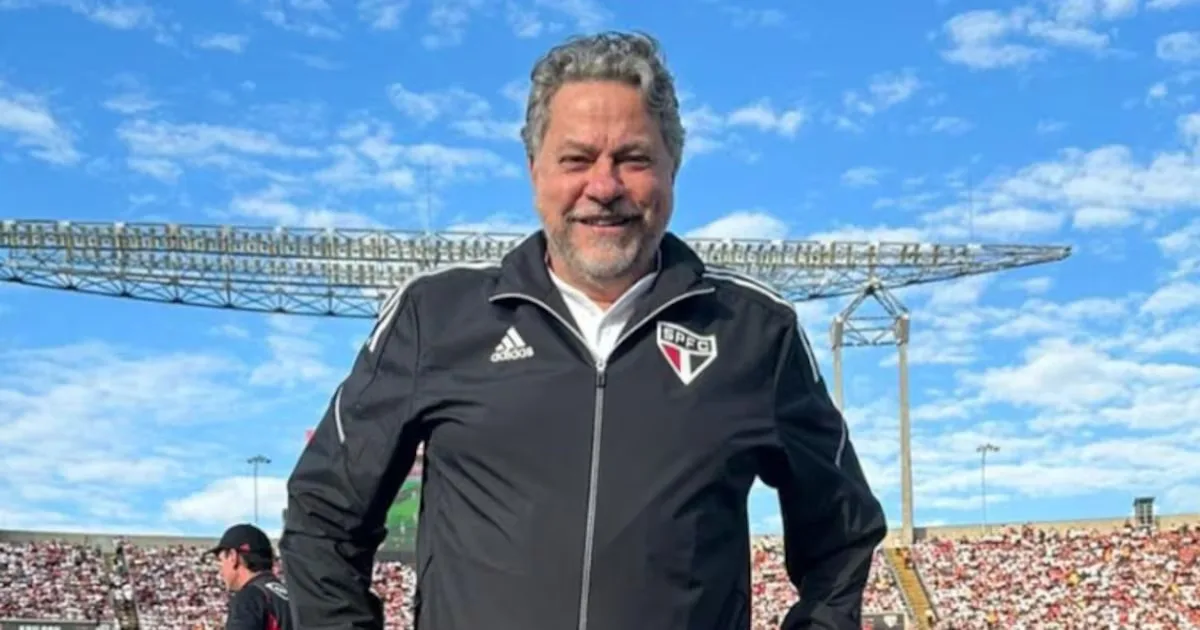 Conselho do São Paulo vota exclusão de Julio Casares do quadro social