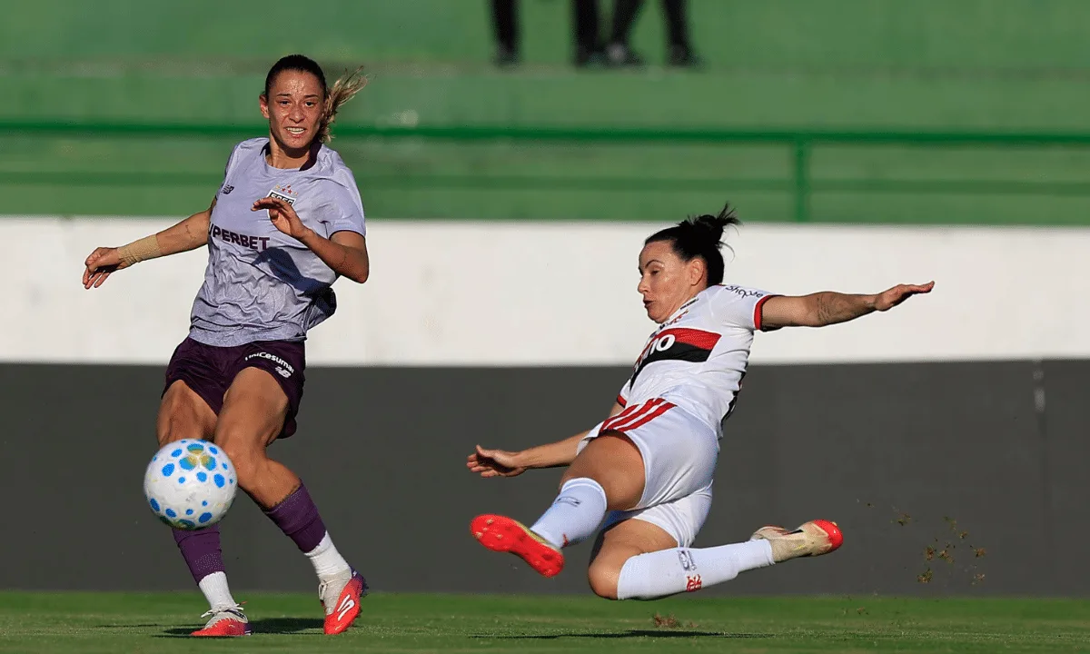 São Paulo elimina Flamengo e garante vaga na decisão do Brasileirão Feminino