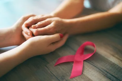 Anvisa registra Etcamah para câncer de mama avançado com mutação ESR1