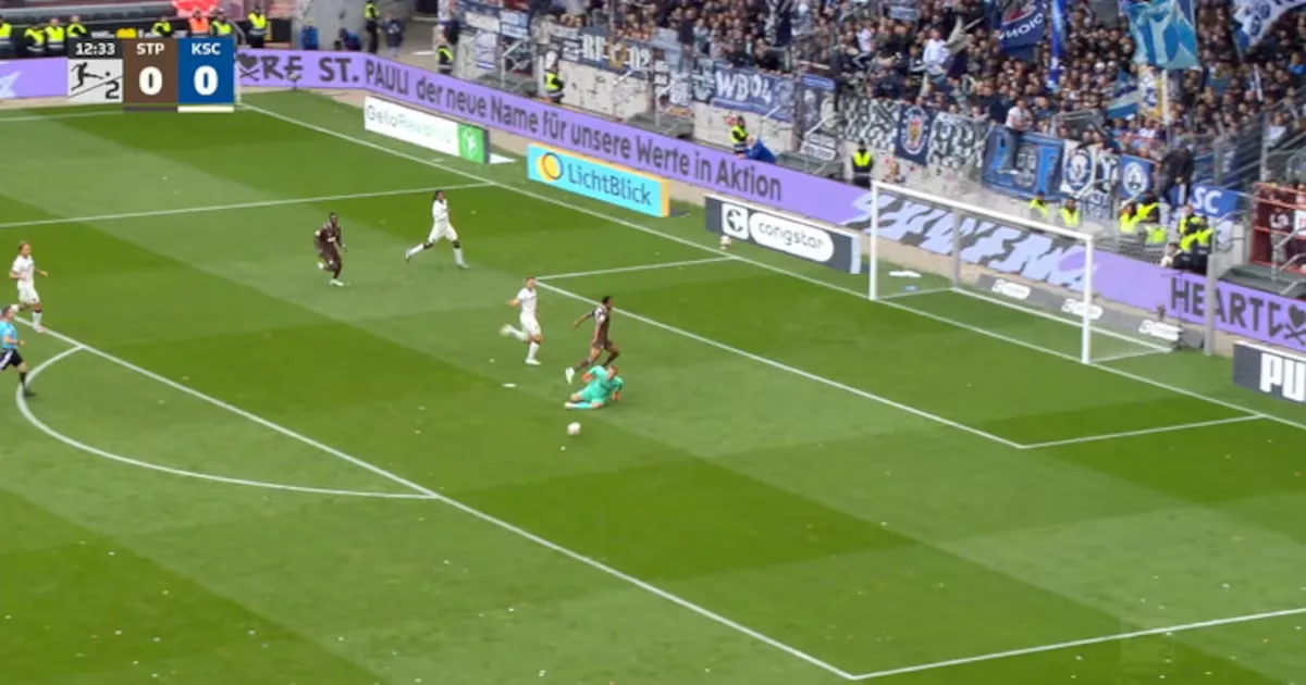 St. Pauli vence Karlsruher SC por 2 a 0 na 2.Bundesliga