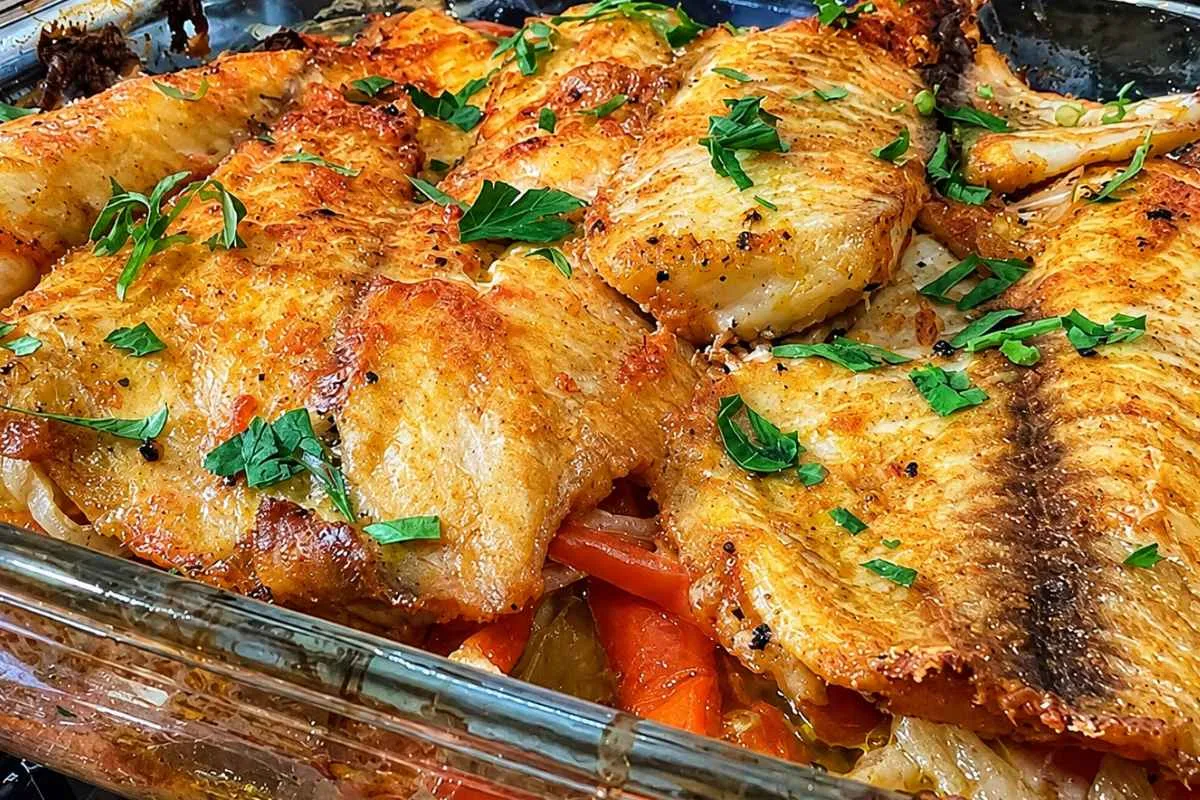 Como escolher peixes econômicos que ficam firmes e suculentos no forno