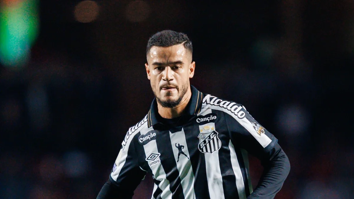 Coutinho mira sequência positiva do Santos antes de enfrentar o Flamengo