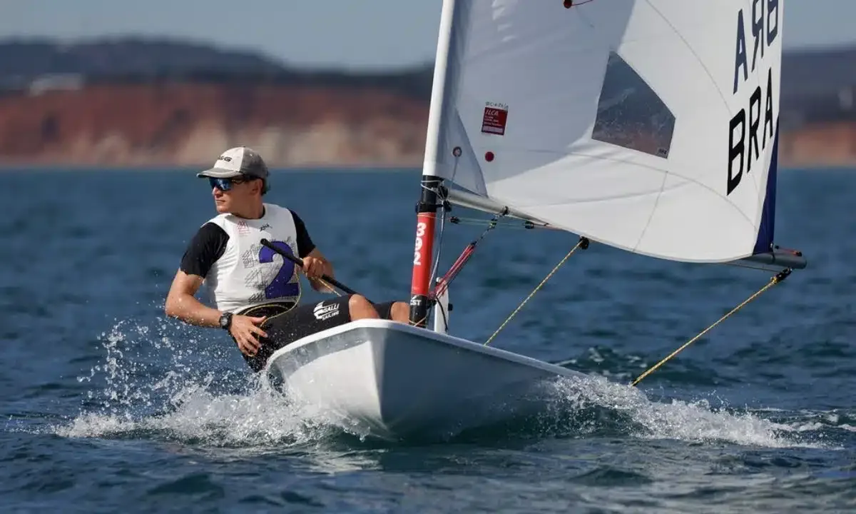 Kiko Dal Ri chega à liderança mundial após sequência de títulos em 2026