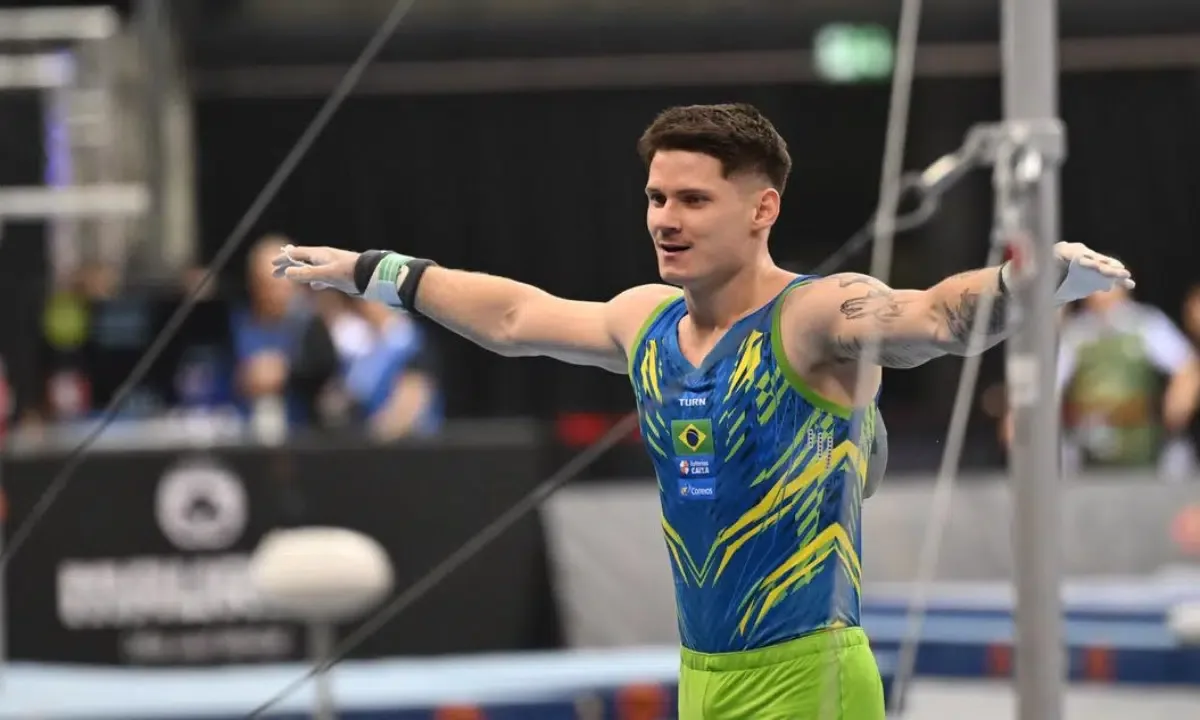 Brasil conquista ouro por equipes na ginástica artística masculina