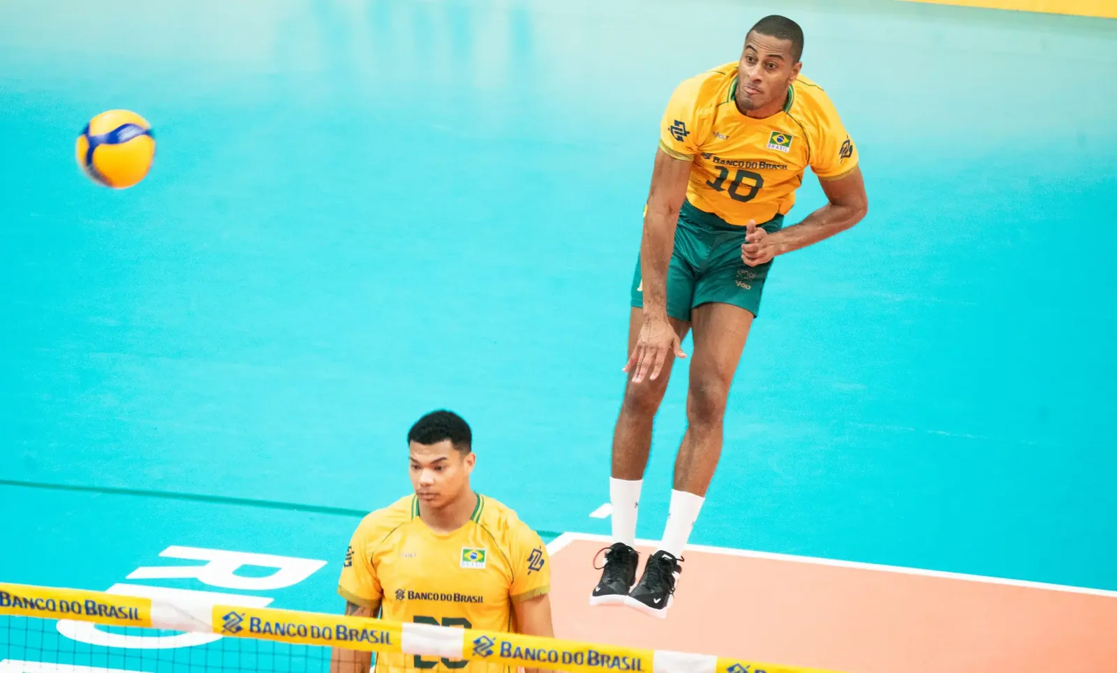 Lucarelli mira despedida olímpica após classificação no Sul-Americano