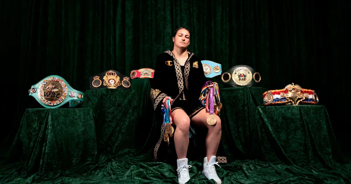 Katie Taylor encerra carreira com vitória e legado no boxe feminino