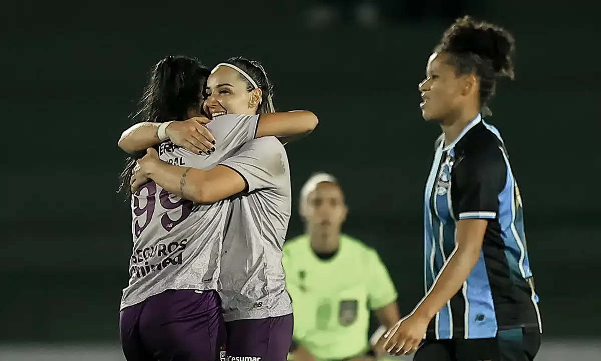 São Paulo elimina Grêmio, e Flamengo empata com Ferroviária no Brasileiro Feminino