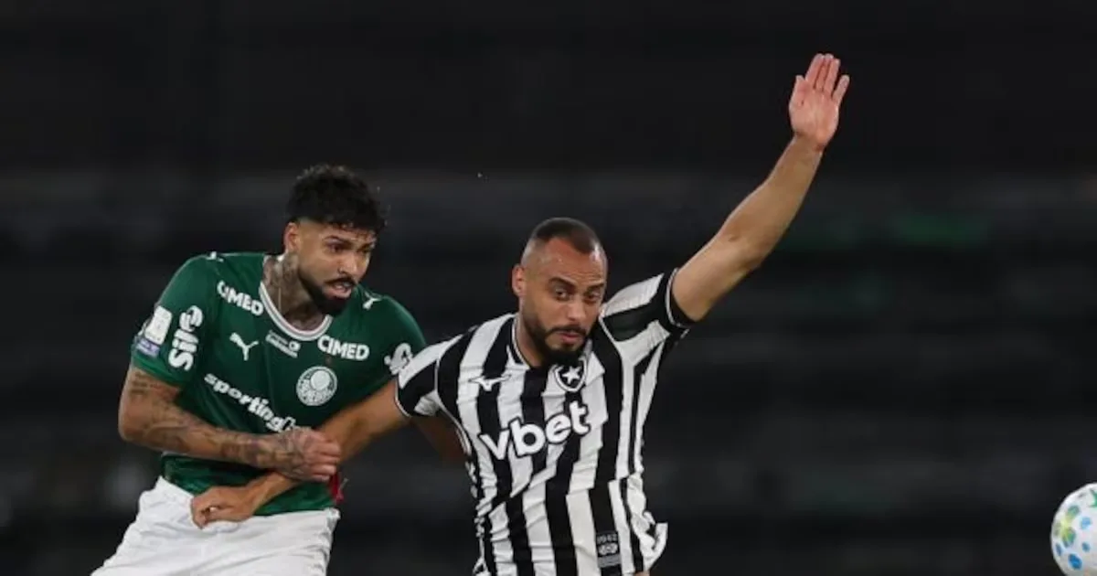 Barboza é vaiado no reencontro com o Botafogo e critica recepção