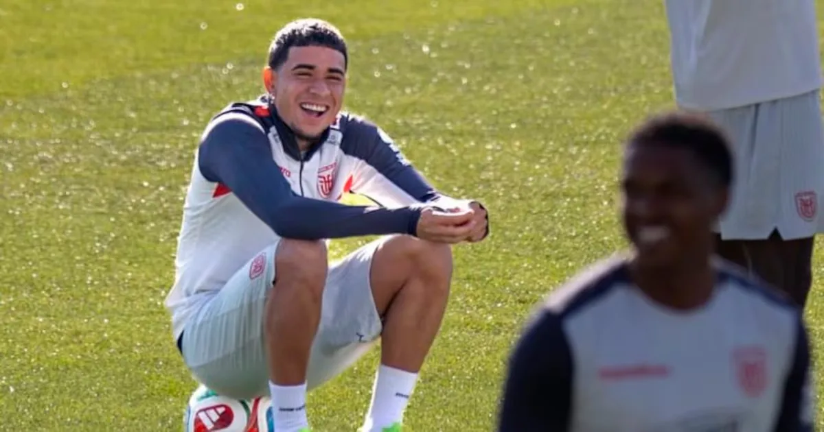Kendry Páez enfrenta dificuldades após transferência precoce ao Chelsea