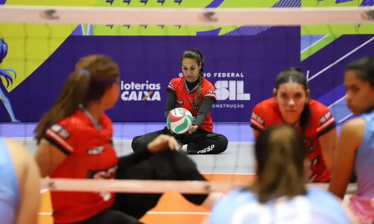 SESI-SP alcança semifinal do Brasileiro feminino com 13 vitórias seguidas