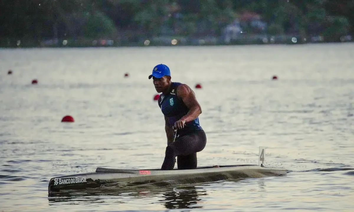 Isaquias Queiroz conquista mais dois ouros no Brasileiro de Canoagem