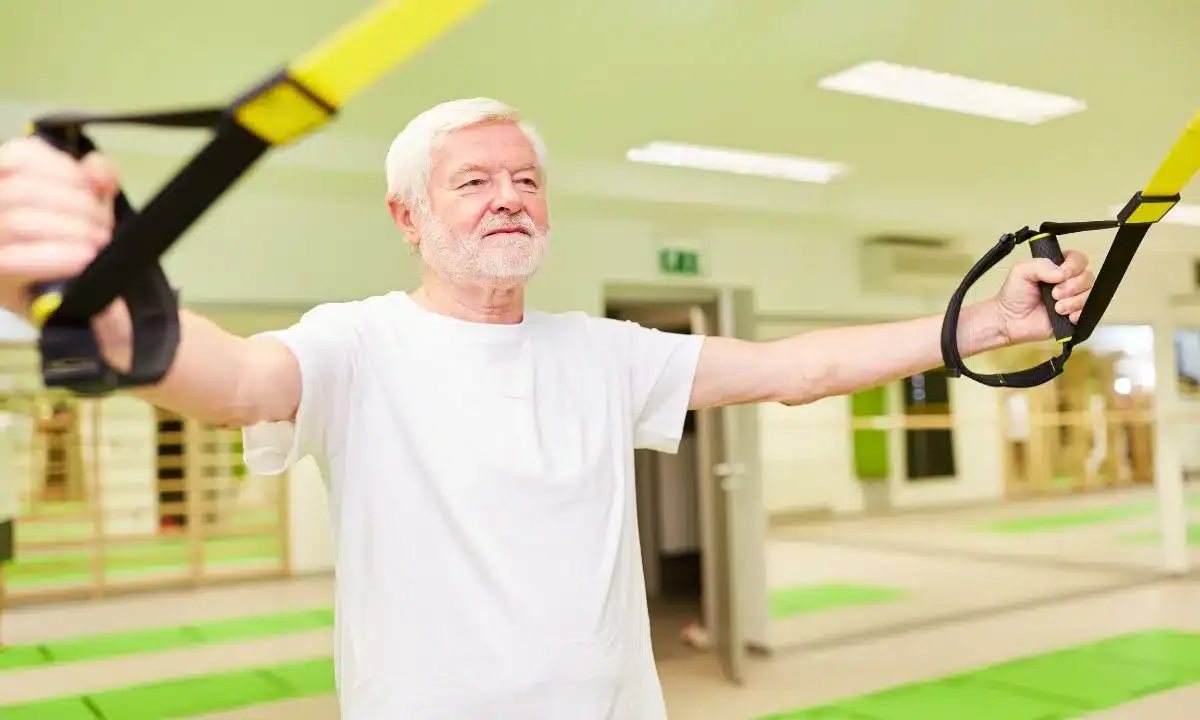 Musculação após os 60 pode reforçar força e independência
