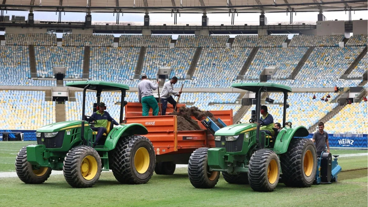 Maracanã instala nova grama após críticas e mira sequência de jogos em outubro
