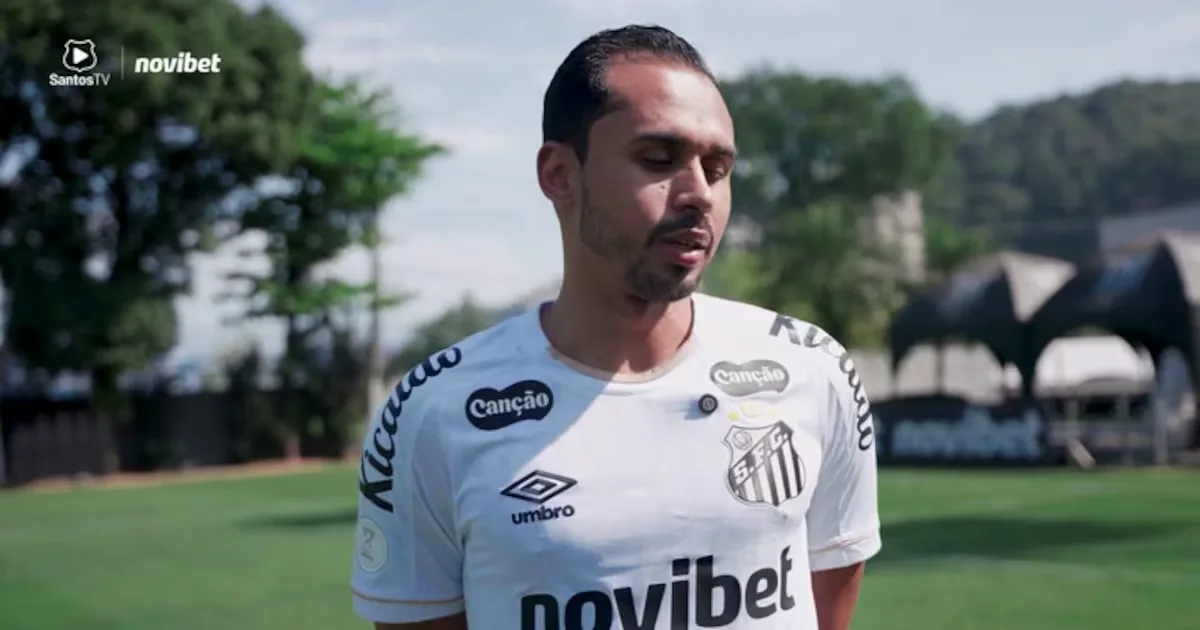 Santos apresenta Lima como reforço para a temporada