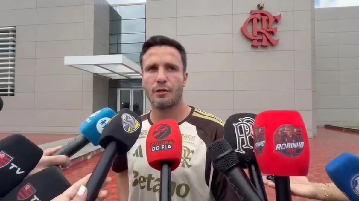 Saúl diz que Arrascaeta não tem substituto no Flamengo