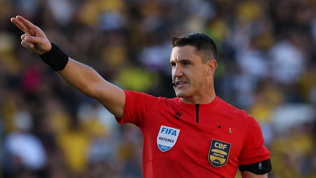 Flamengo chega ao Fla-Flu com vantagem na tabela e Rafael Klein escalado