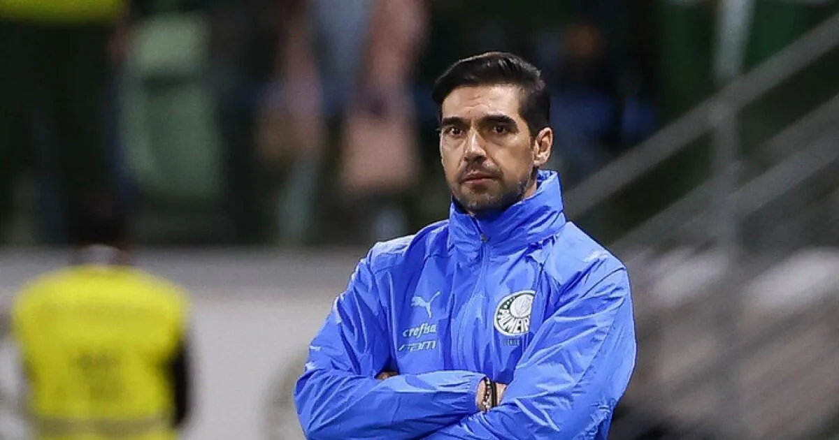 Custo e compromisso com o Palmeiras dificultam ida de Abel ao Sporting