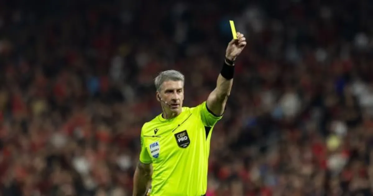 Palmeiras critica pressão do Flamengo sobre arbitragem antes do Dérbi