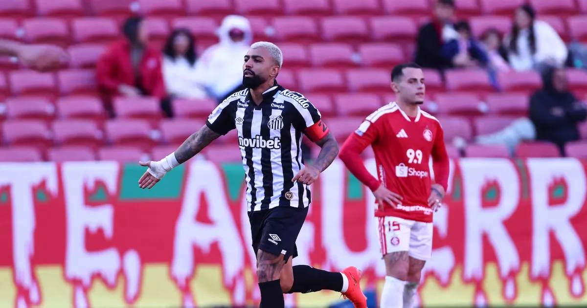 Gabigol decide, Santos supera o Inter e chega a 32 pontos no Brasileirão