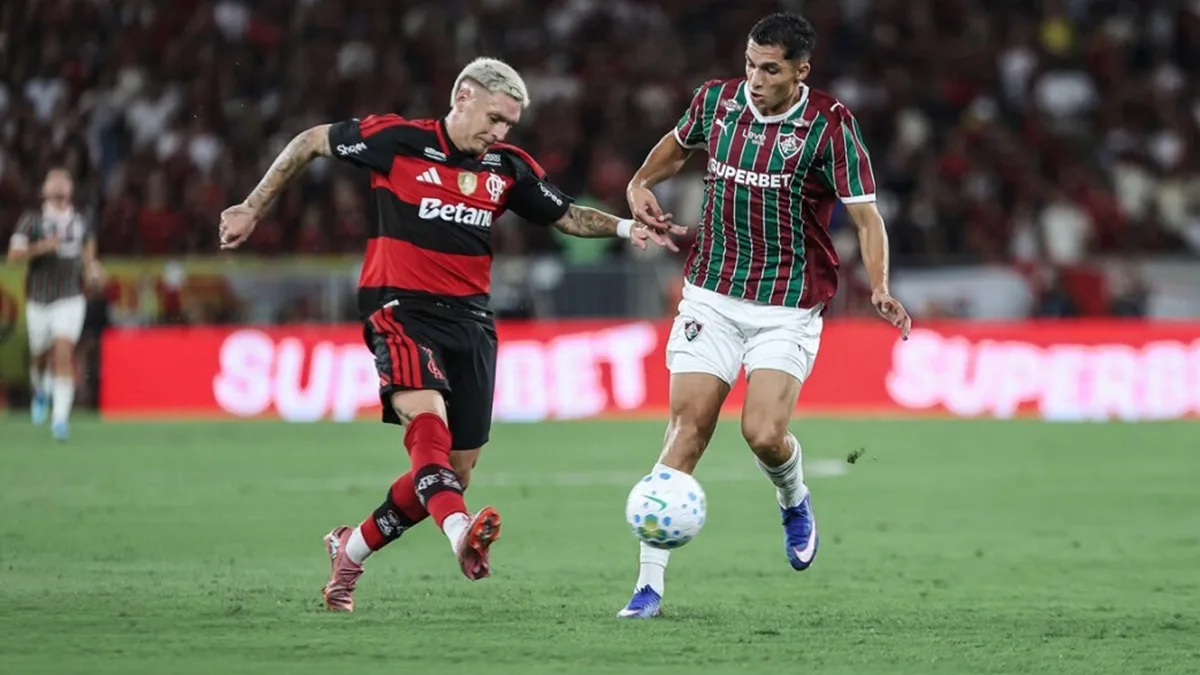 Flamengo tenta ampliar liderança em clássico contra o Fluminense no Maracanã