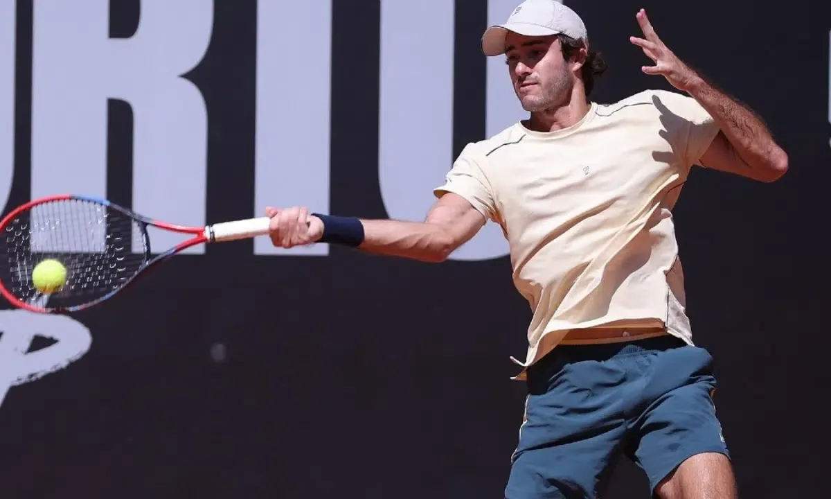 Facundo Mena vence Gustavo Heide e avança à final no Porto