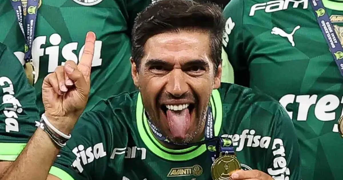 Abel Ferreira obtém efeito suspensivo e poderá comandar Palmeiras contra o Botafogo