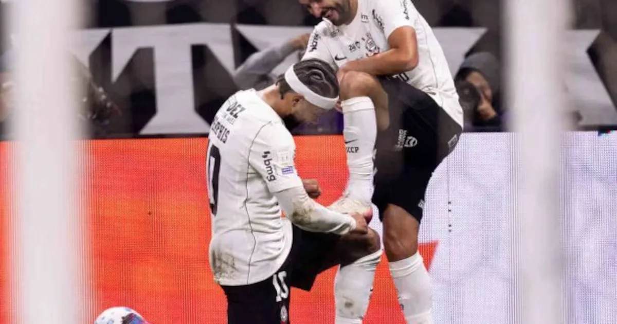 Labyad diz que Memphis e Carrillo facilitaram sua adaptação ao Corinthians