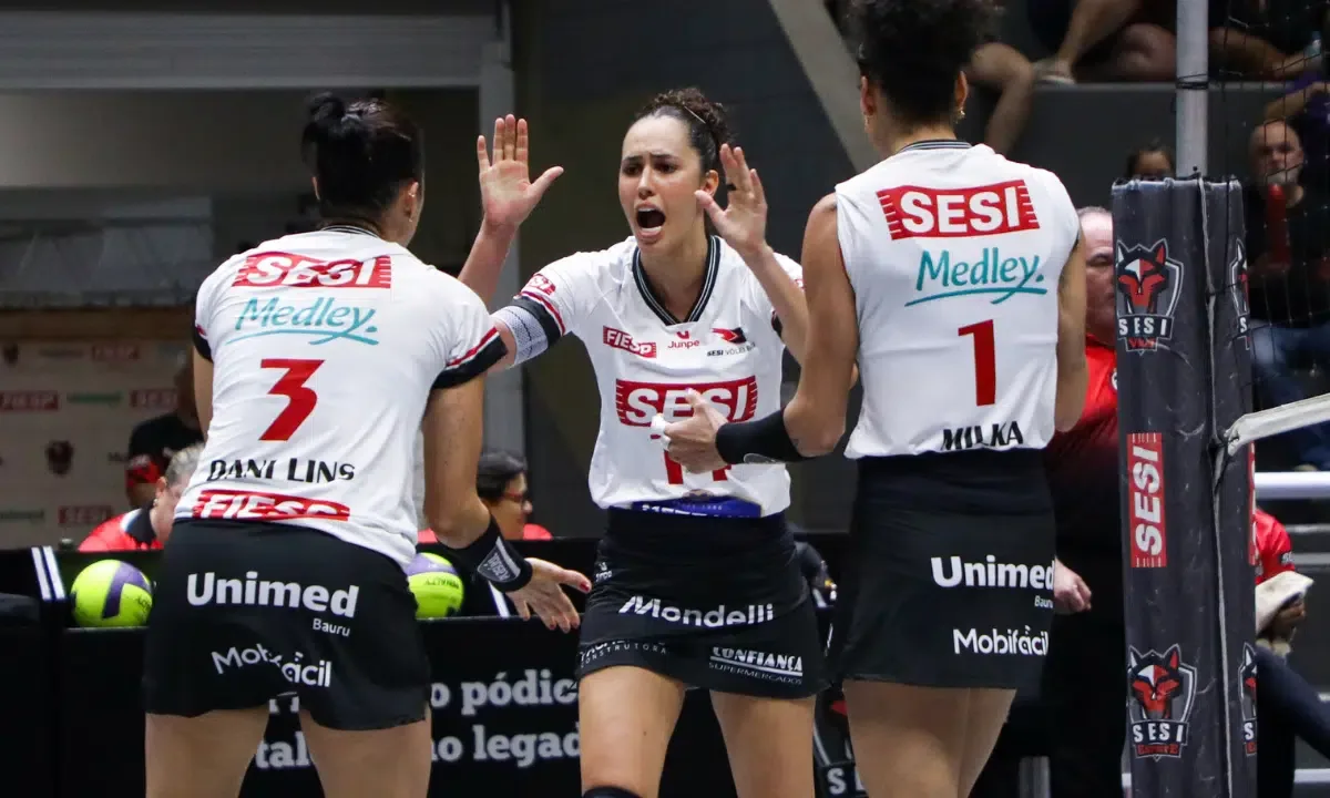 Dani Lins lidera vitória do Sesi Bauru na semifinal do Paulista