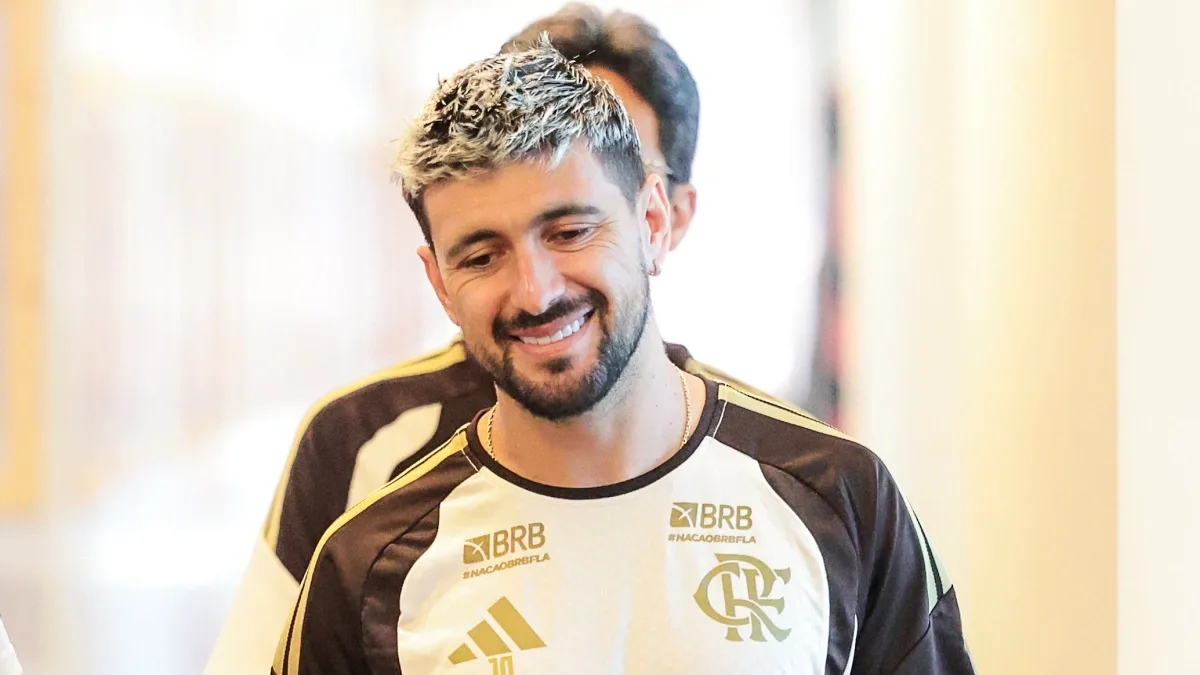 Arrascaeta avança na recuperação e mantém retorno previsto para novembro
