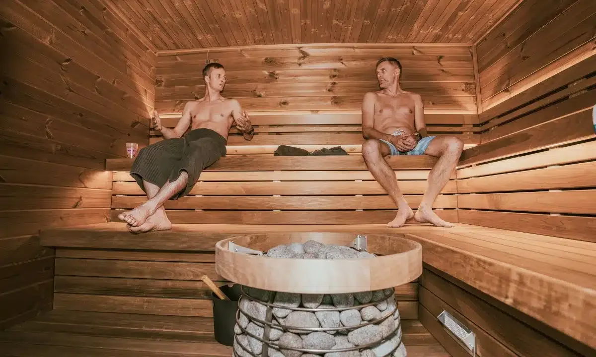 Sauna após o treino ainda não tem efeito comprovado na recuperação muscular