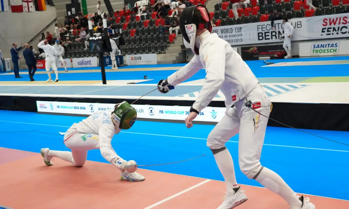 Deguchi perde final, e Pekelman garante bronze na esgrima em Rosario