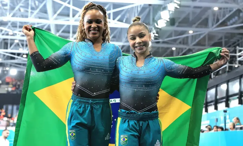 Rebeca Andrade volta à trave com prata em Szombathely; Flávia leva o ouro