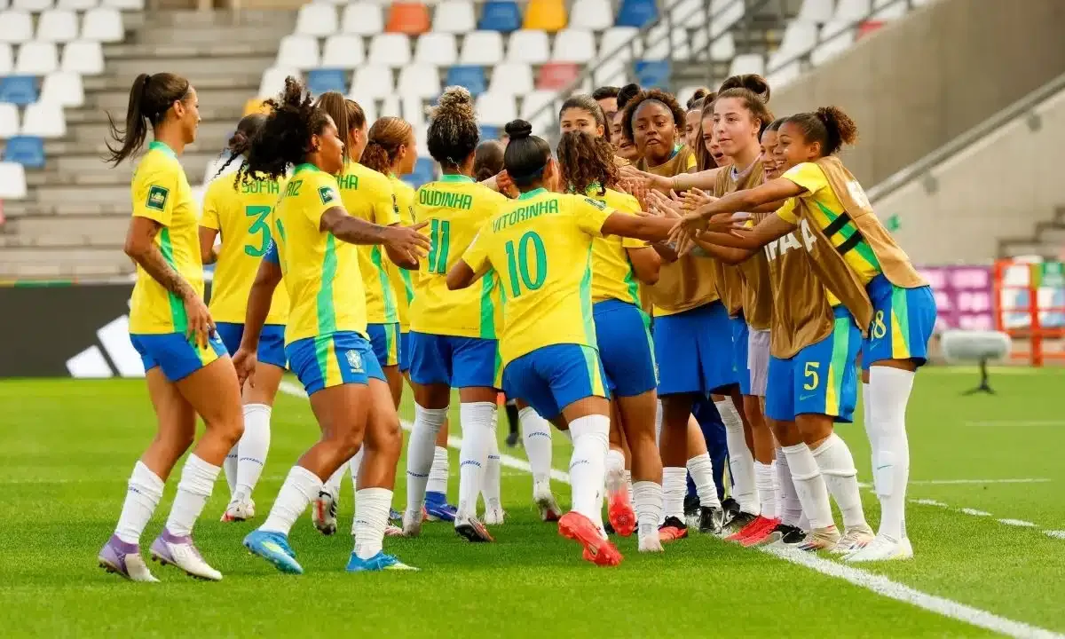 Brasil vence o Canadá por 3 a 0 e avança às oitavas do Mundial Sub-20