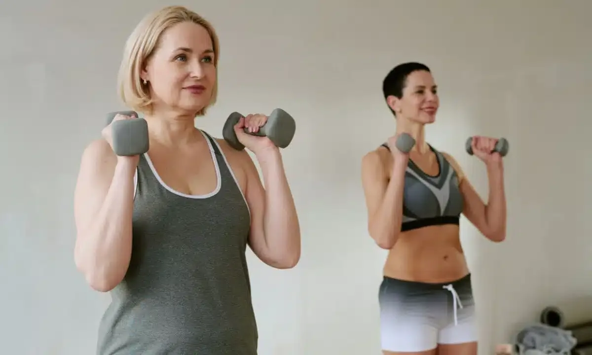 Menopausa exige adaptação, mas não encerra a evolução no esporte