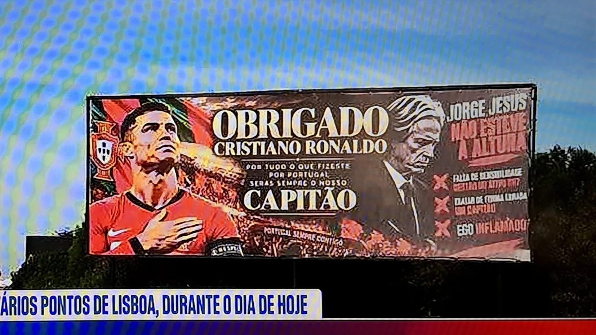 Cartazes em Lisboa protestam contra Jorge Jesus e apoiam Cristiano Ronaldo