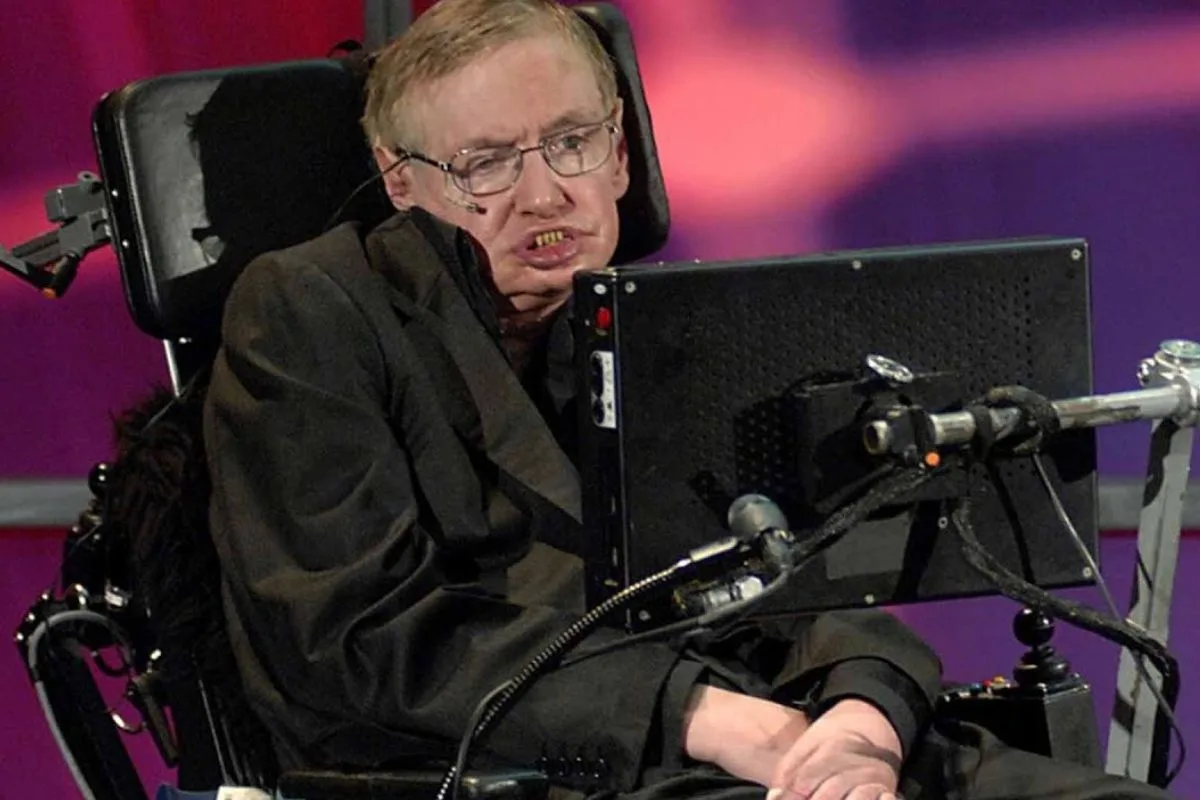 Autoria não comprovada marca frase ligada a Stephen Hawking sobre silêncio