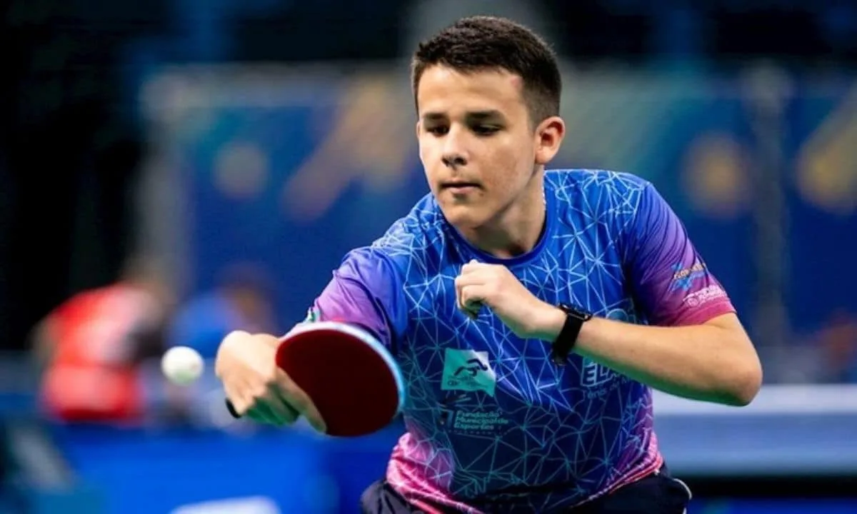 Theo Cruz vence duas partidas e disputa título Sub-19 em Buenos Aires