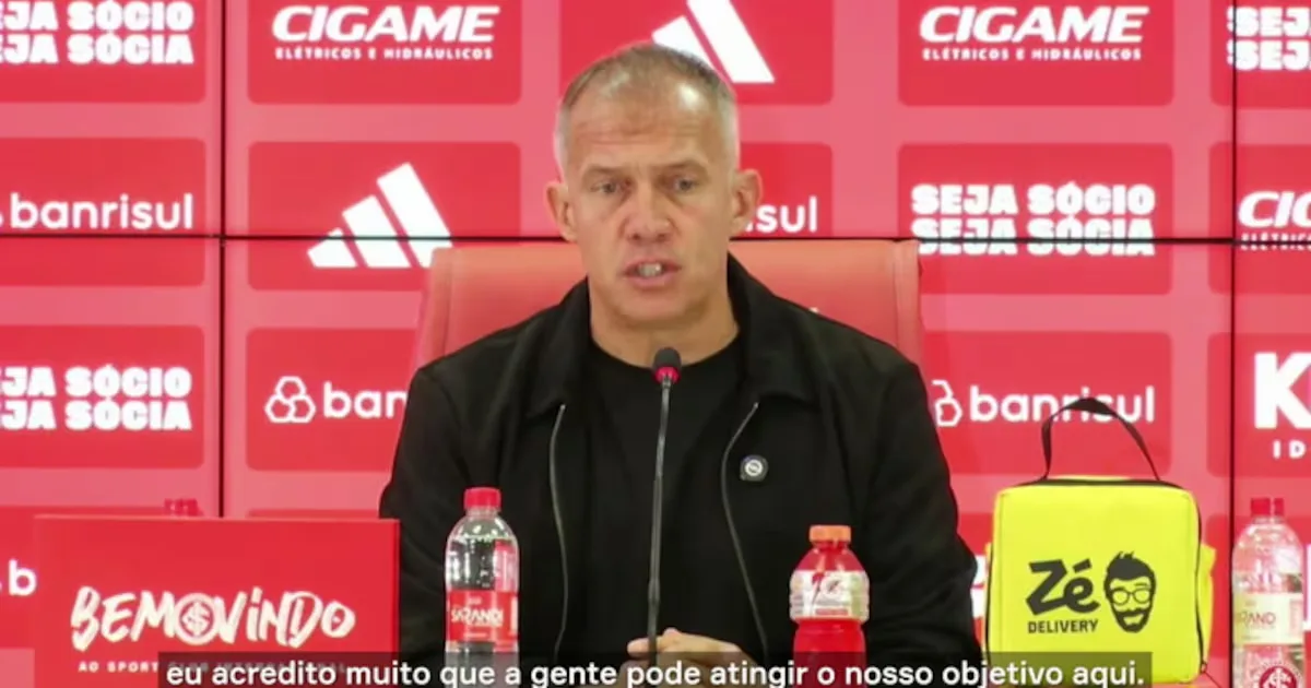 Eduardo Baptista destaca recepção do elenco em chegada ao Inter