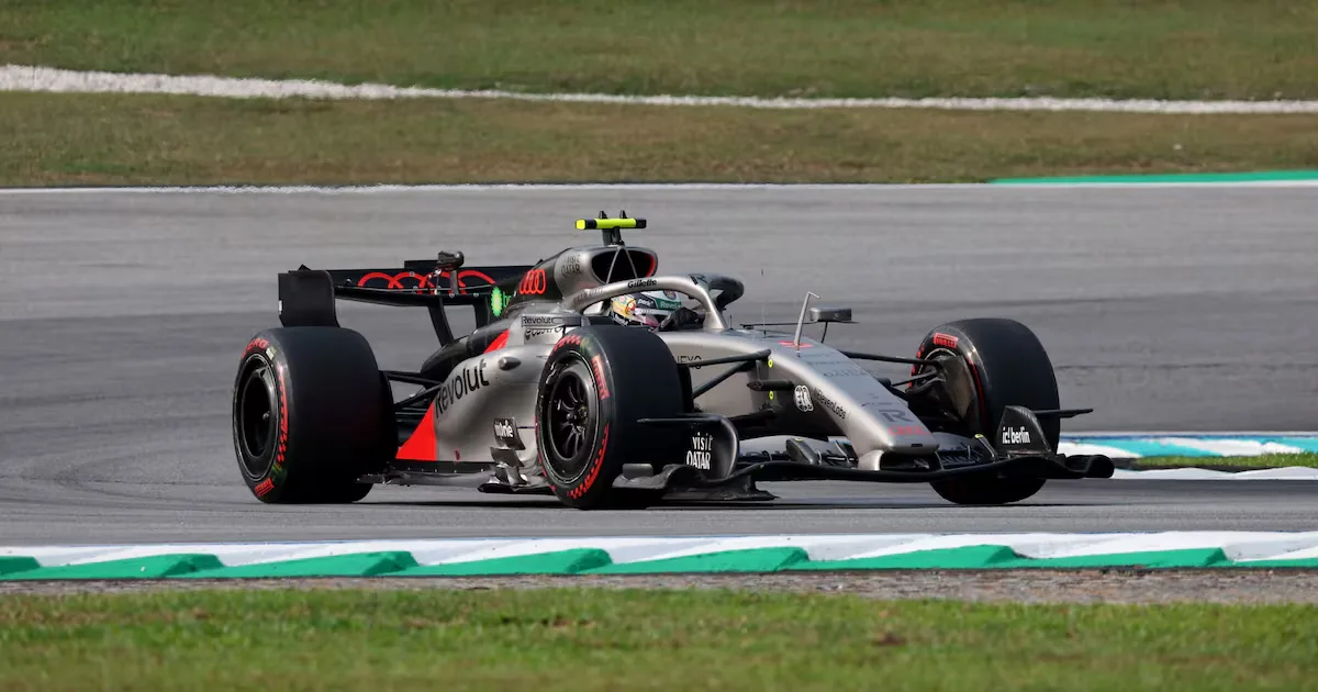 Bortoleto supera Lawson no fim e avança ao Q3 no Bahrein