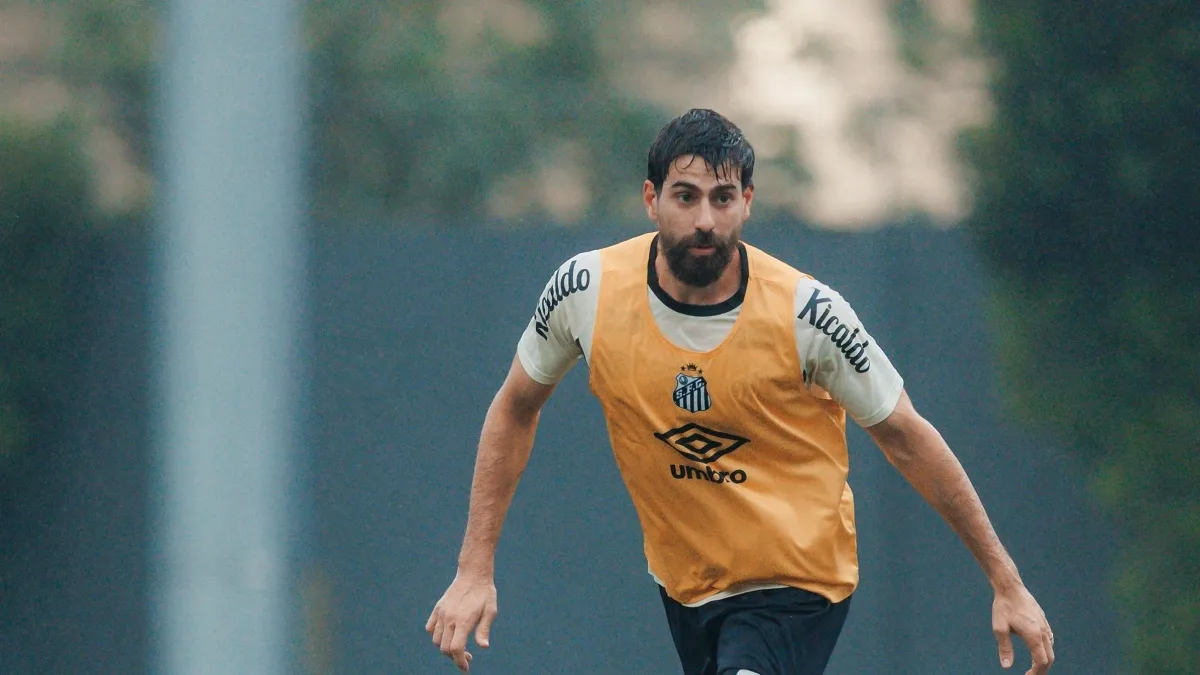 Luan Peres volta ao Santos para duelo com o Flamengo na Vila Belmiro