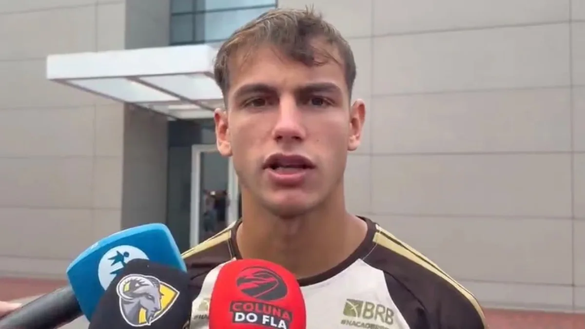 Freitas mira primeiros clássicos pelo Flamengo e reencontra Colidio no Brasileirão