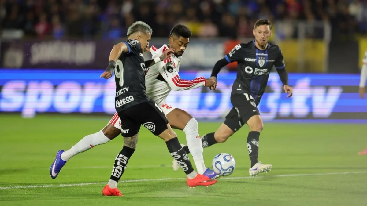 Flamengo bate Del Valle por 2 a 0 e fica perto da semifinal da Libertadores
