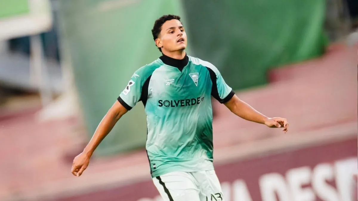Kaio Nóbrega relata rotina no Estoril e agradece formação no Flamengo