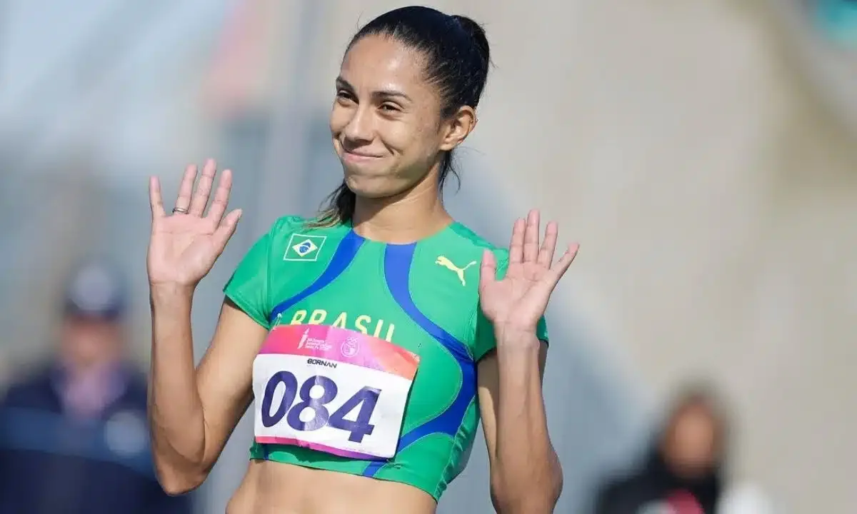 Mayara Leite leva bronze nos 800 metros dos Jogos Sul-Americanos